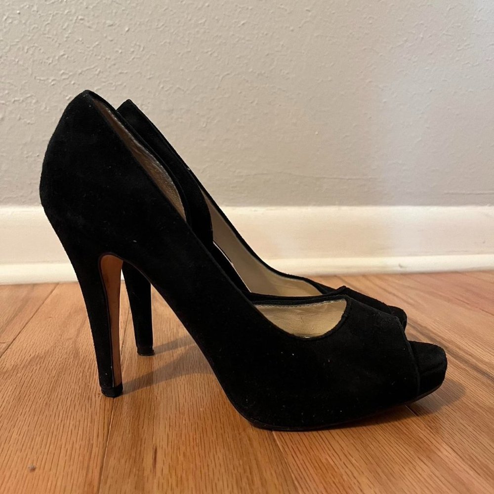 Steven by Steve Madden Black Suede Pumps